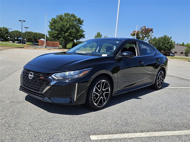 2024 Nissan Sentra SR photo 3