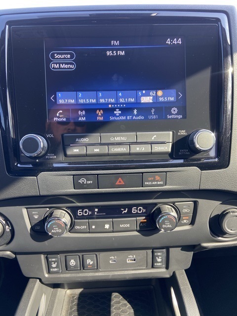 2024 Nissan Frontier SV Crew Cab photo 12