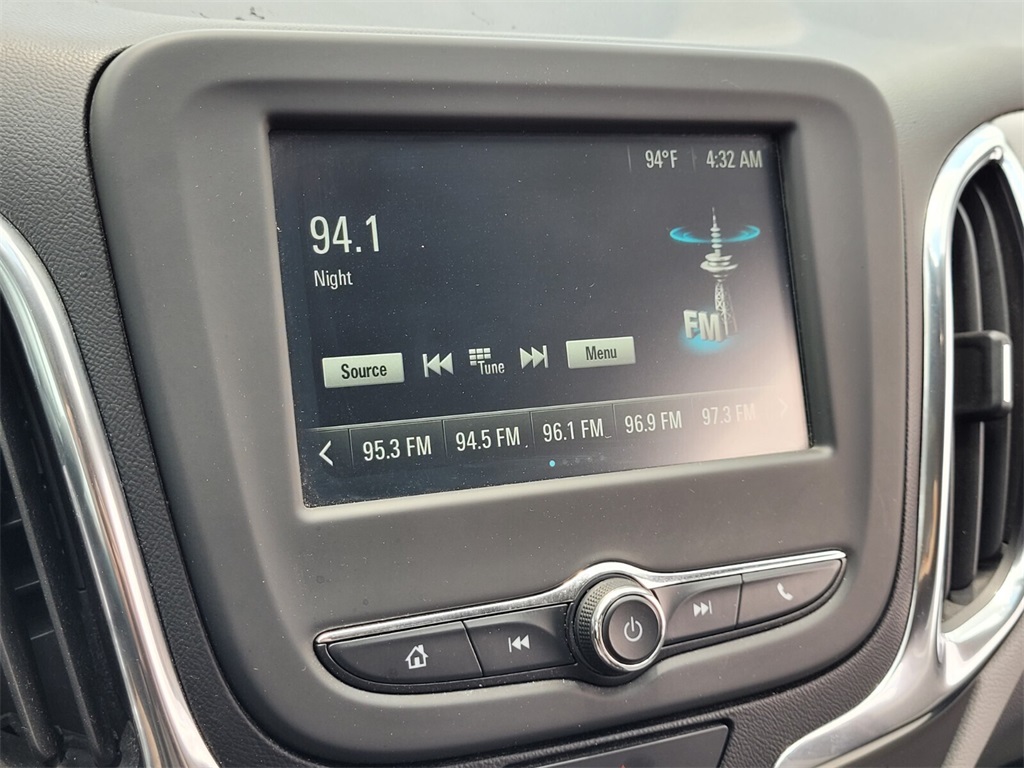2018 Chevrolet Equinox LS photo 17