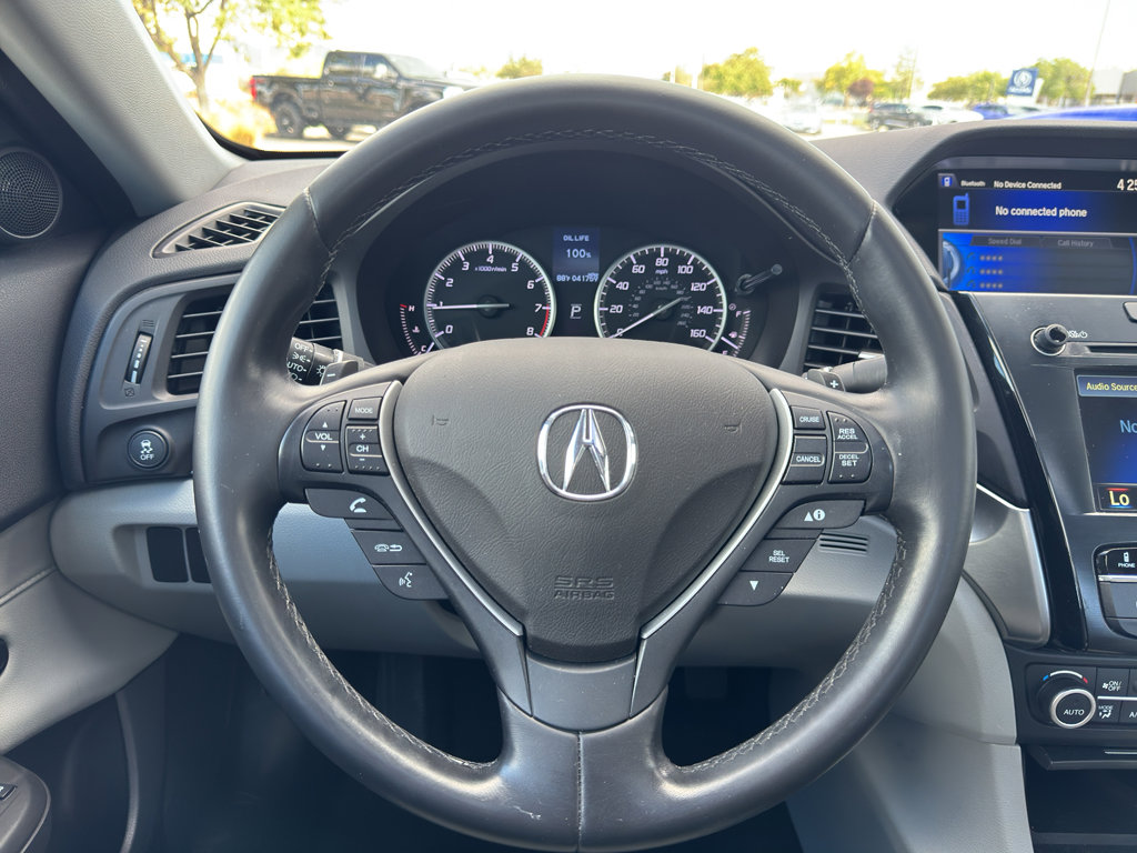 2018 Acura ILX Premium photo 11