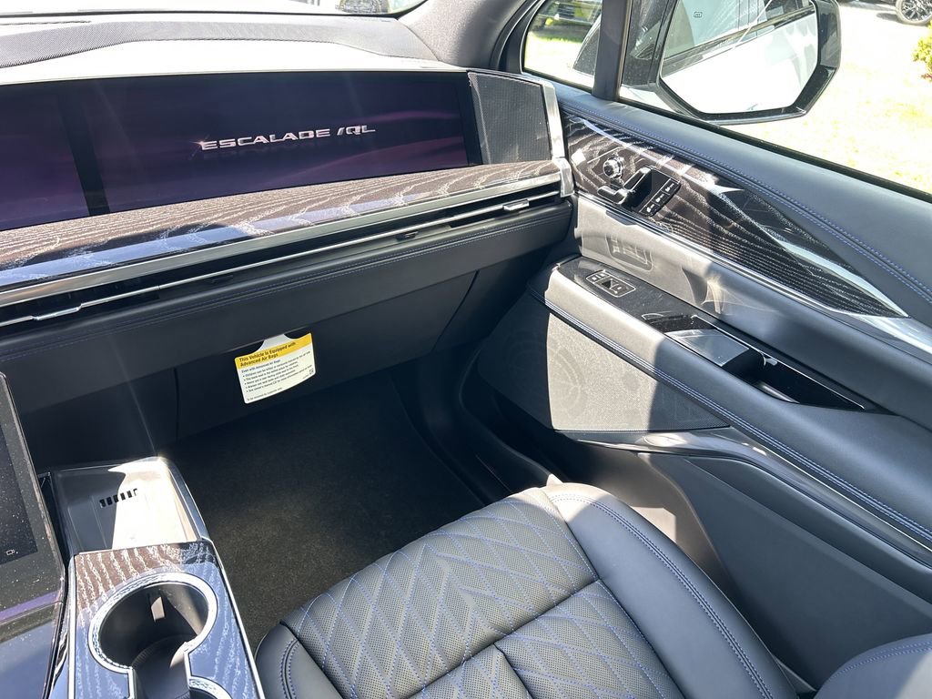 2026 Cadillac Escalade Sport photo 15