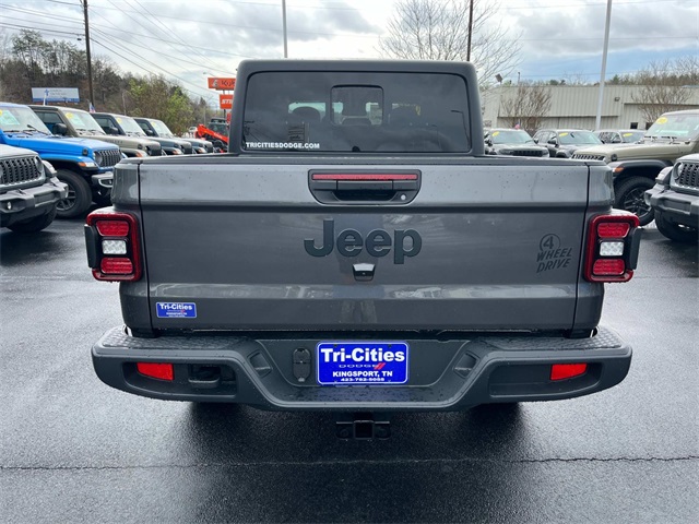 2025 Jeep Gladiator Willys photo 4