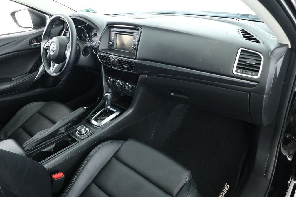 2014 Mazda Mazda6 Touring photo 21