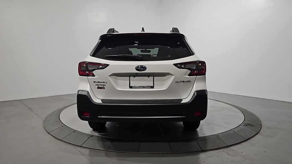 2025 Subaru Outback Premium photo 4