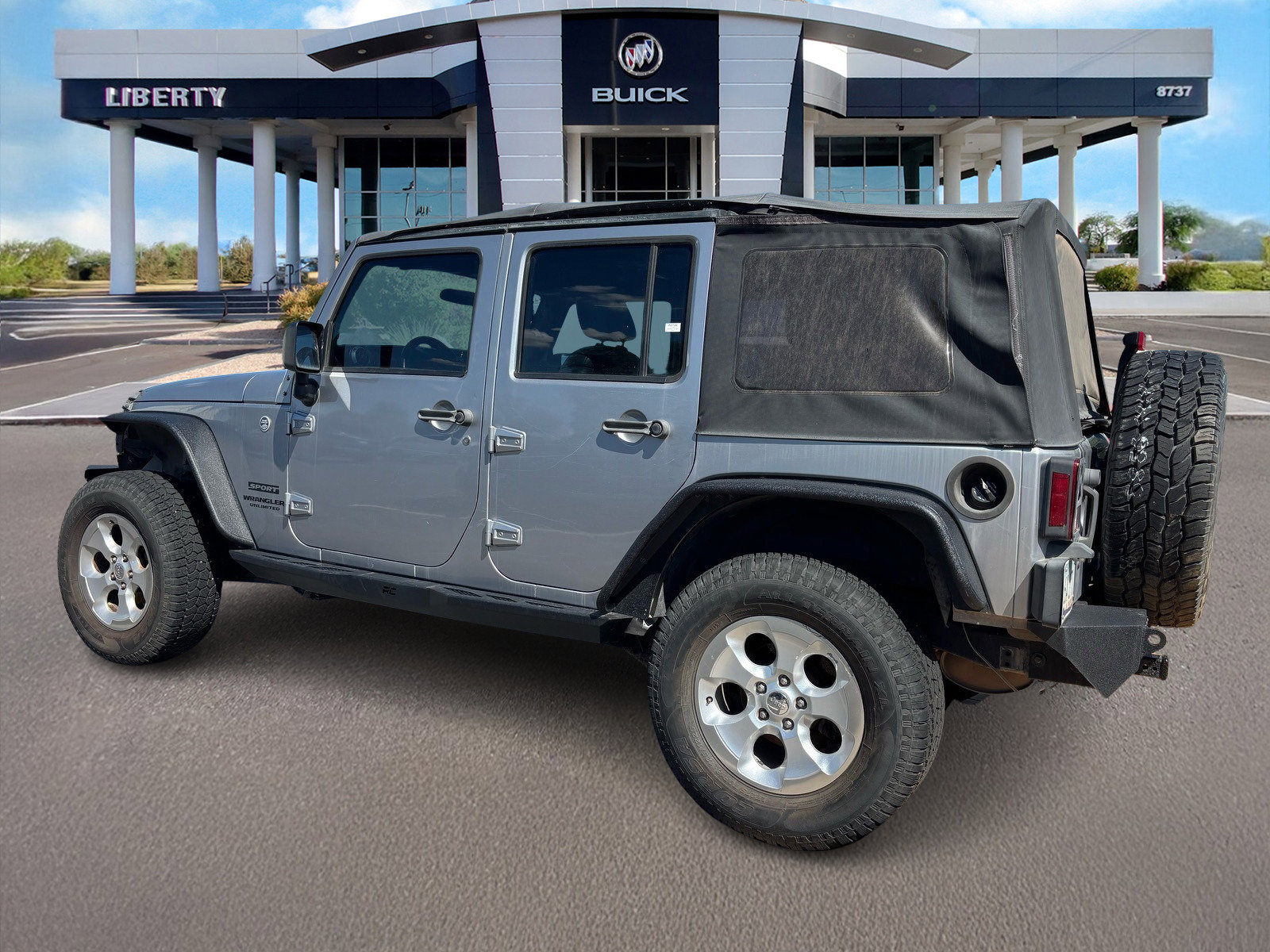 2013 Jeep Wrangler Unlimited Sport photo 3