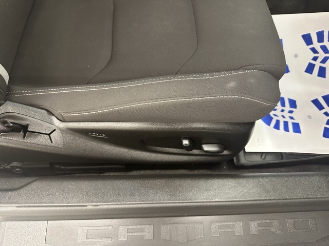 2017 Chevrolet Camaro 1SS photo 10