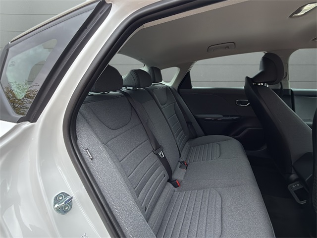 2025 Kia K4 EX photo 13