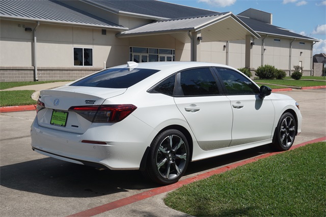 2026 Honda Civic Sport Touring Hybrid photo 4