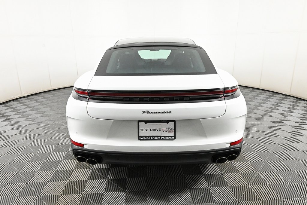 2025 Porsche Panamera 4 photo 30