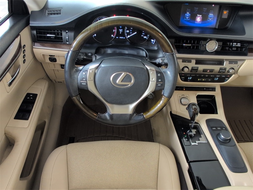 2015 Lexus ES 350 photo 7