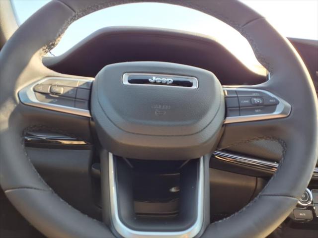 2025 Jeep Compass Latitude photo 14