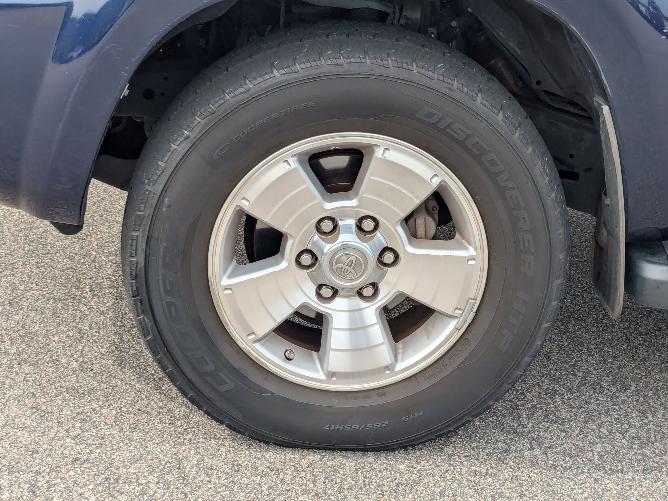 2008 Toyota 4Runner SR5 photo 3