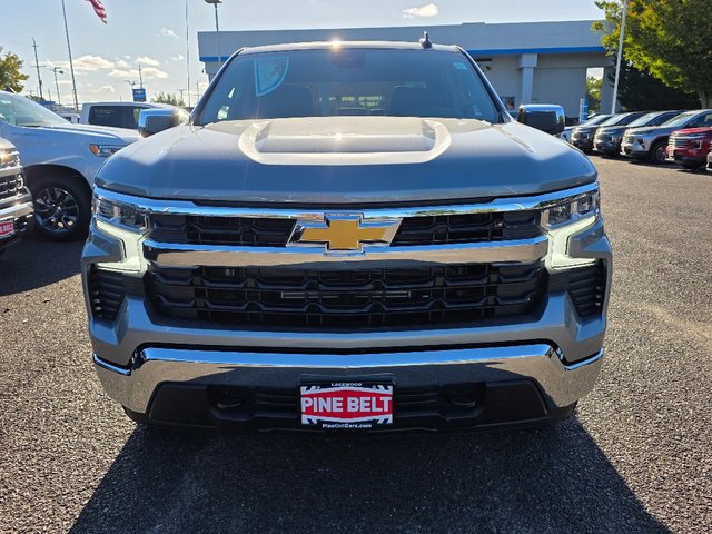 2026 Chevrolet Silverado 1500 LT photo 3