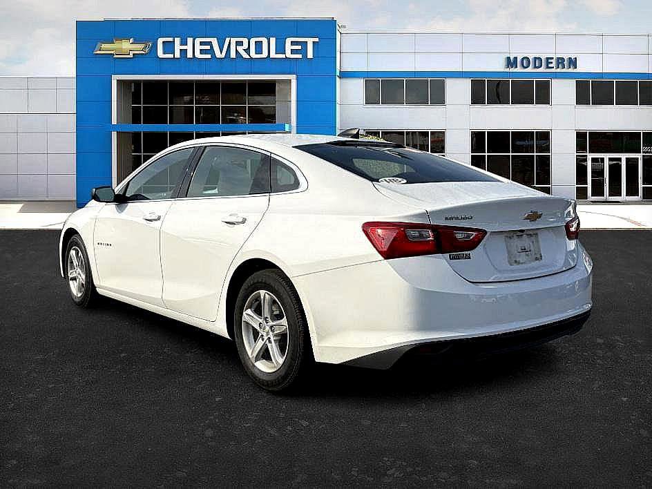 2020 Chevrolet Malibu photo 3