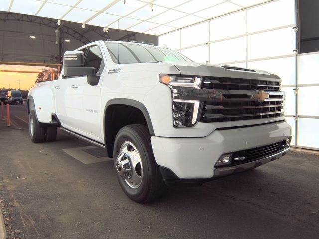 2022 Chevrolet Silverado 3500HD High Country's photo