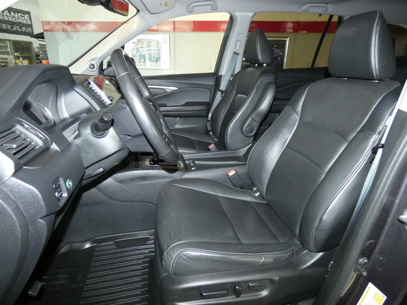 2019 Honda Pilot EX-L photo 9