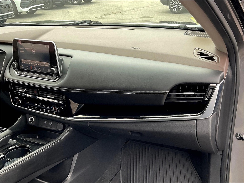 2023 Nissan Rogue SL photo 11