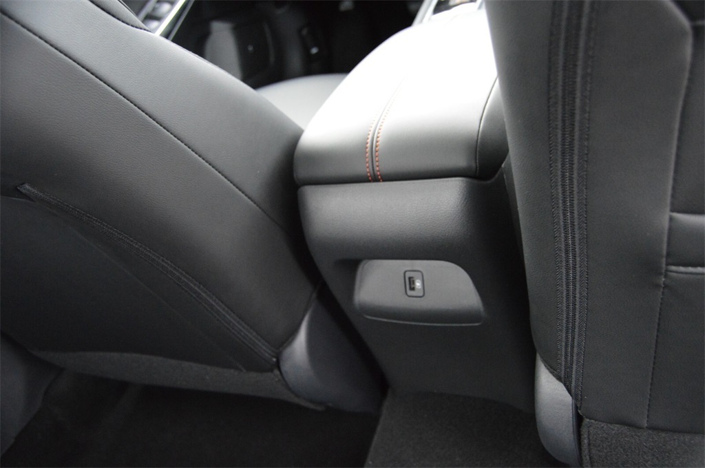 2025 Nissan Sentra SR photo 15