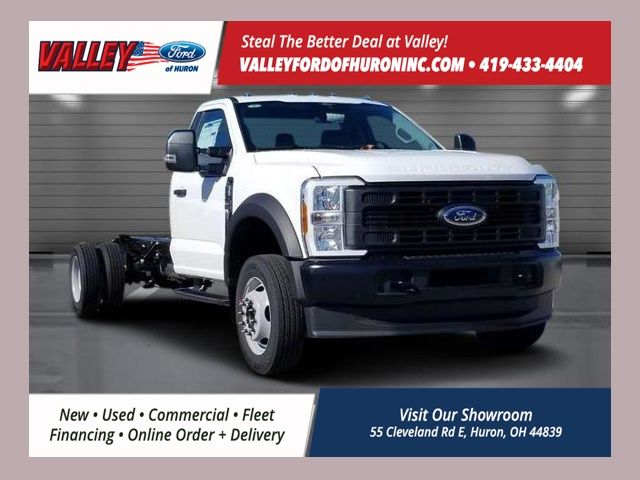 2026 Ford F-550 Super Duty Chassis Cab XL's photo