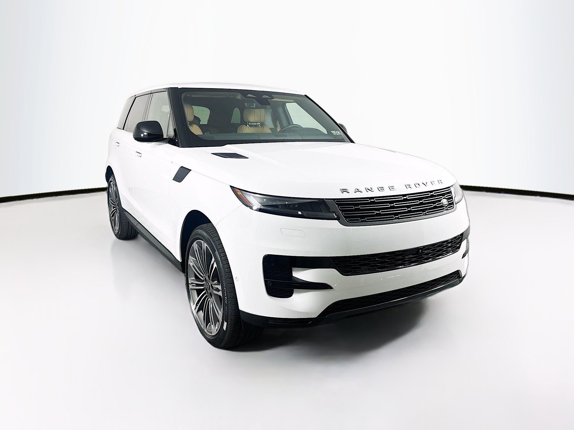 2025 Land Rover Range Rover Sport SE photo 3