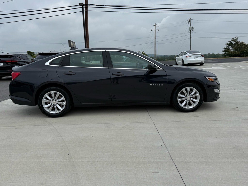 2023 Chevrolet Malibu 1LT photo 4