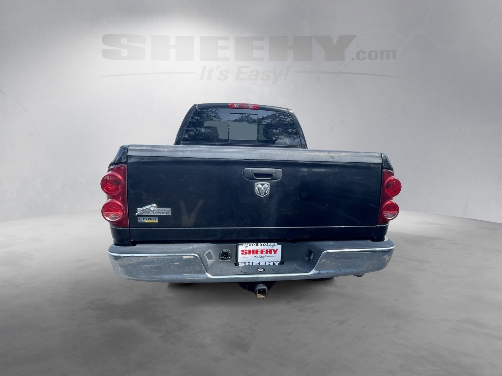 2008 Dodge Ram SLT photo 13