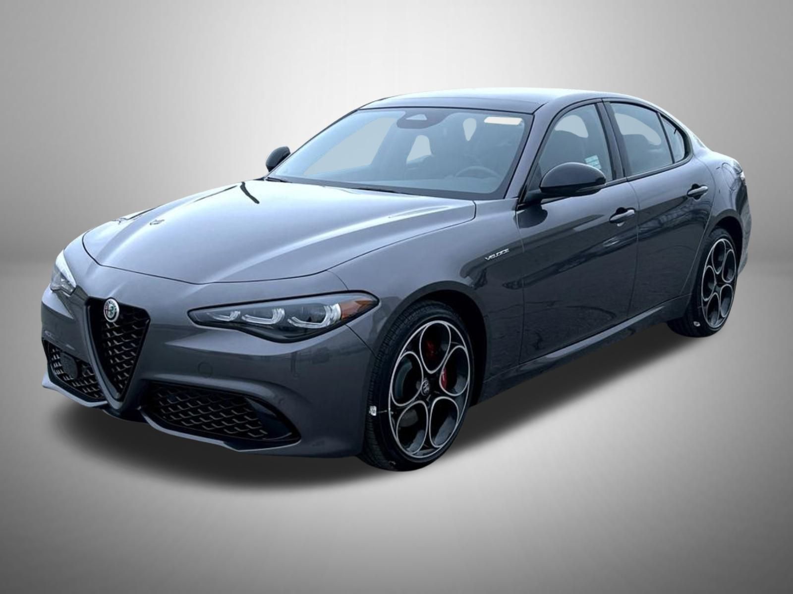 2025 Alfa Romeo Giulia Base's photo