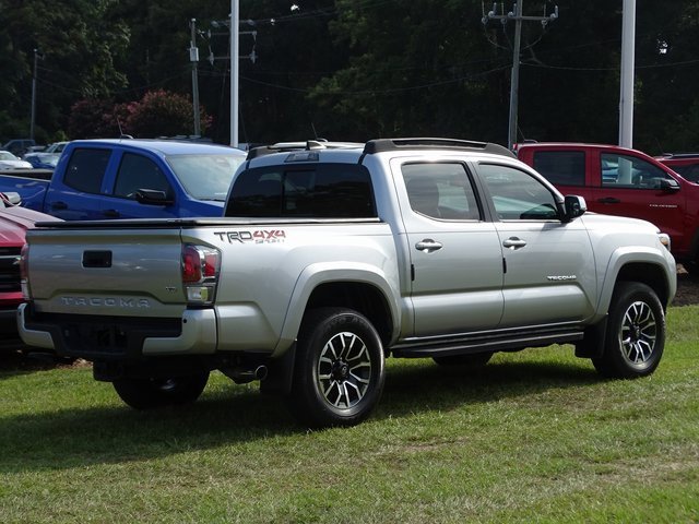 2022 Toyota Tacoma TRD Off-Road V6 photo 2