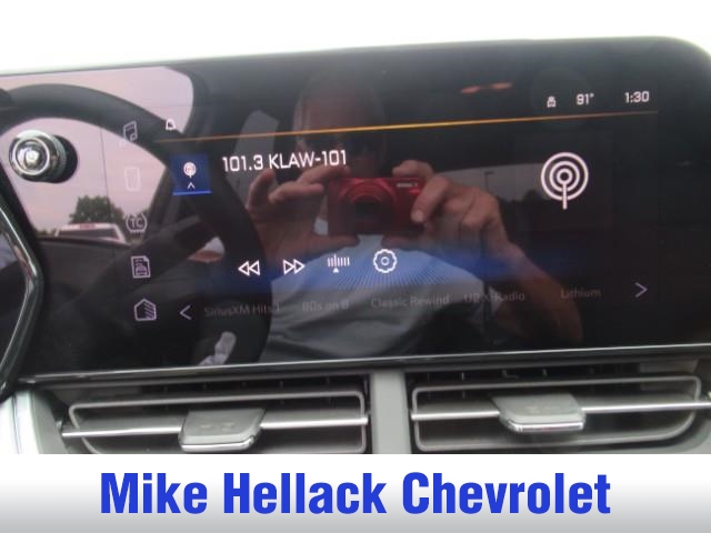 2024 Chevrolet Trax LT photo 5