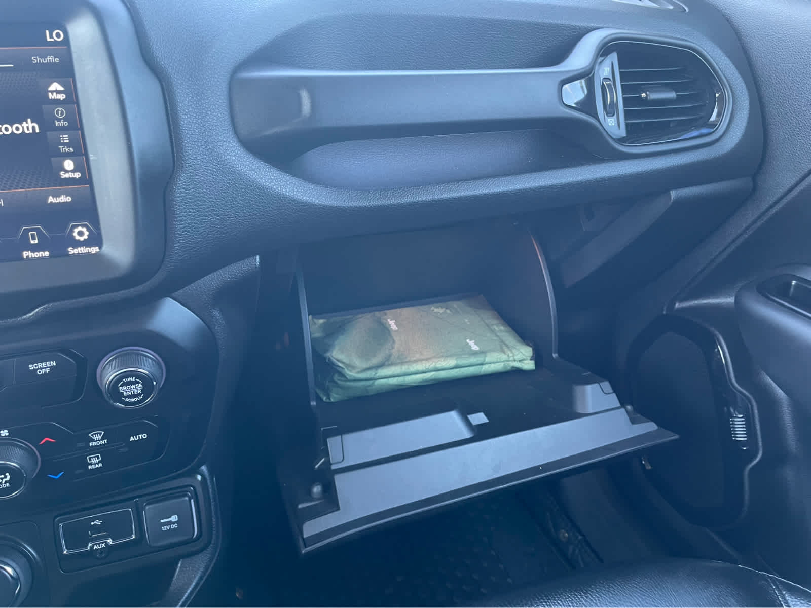 2020 Jeep Renegade Altitude photo 23