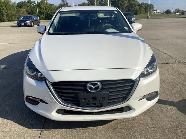 2017 Mazda Mazda3 Sport photo 2