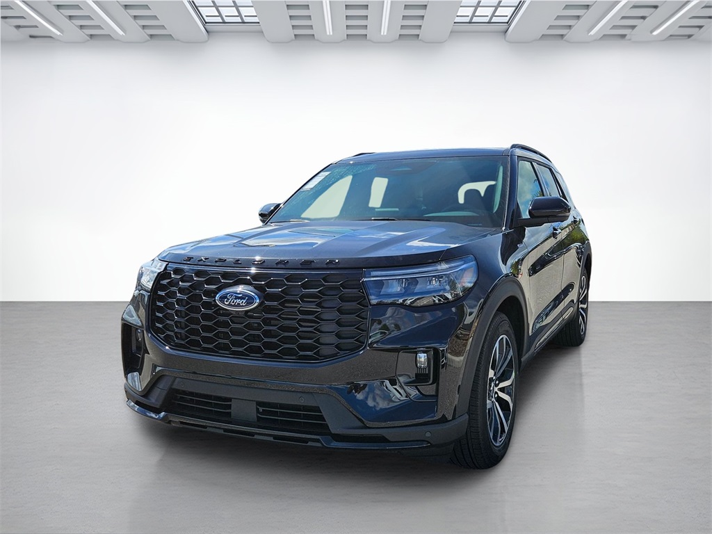 2025 Ford Explorer ST-Line photo 9