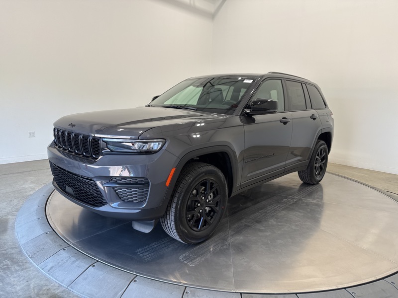 2025 Jeep Grand Cherokee Altitude X photo 3