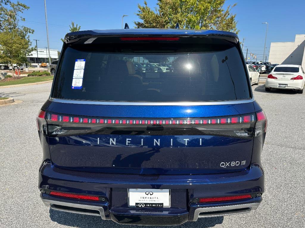 2025 Infiniti QX80 Luxe photo 4