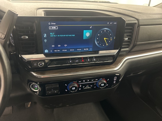 2024 Chevrolet Silverado 2500HD LT photo 17