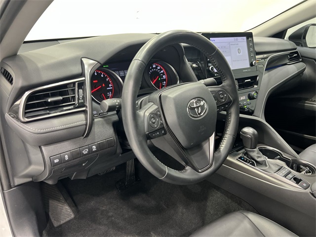 2022 Toyota Camry XSE photo 9