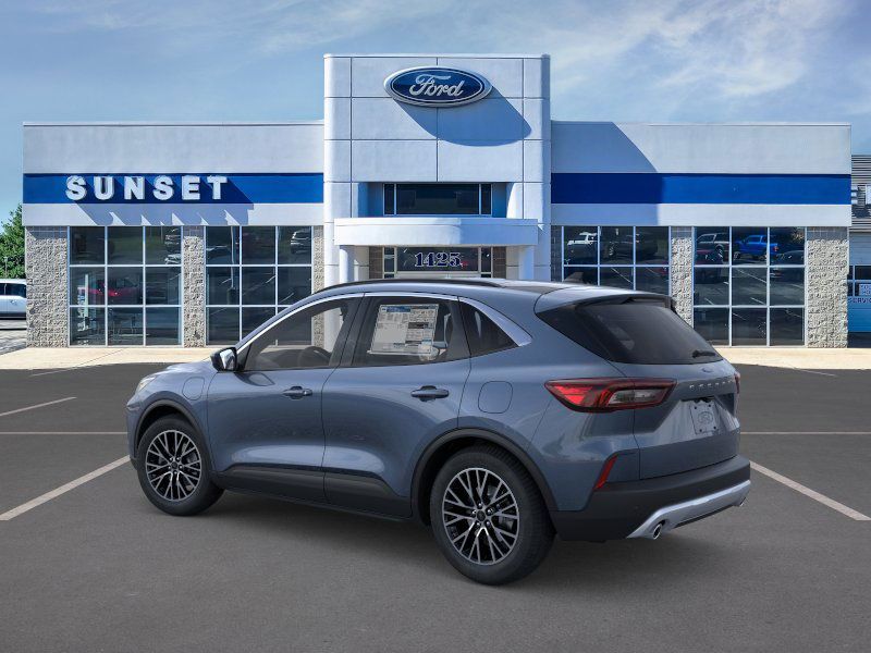 2025 Ford Escape Plug-In Hybrid photo 4