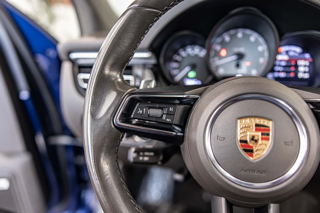 2022 PORSCHE MACAN - Image 24