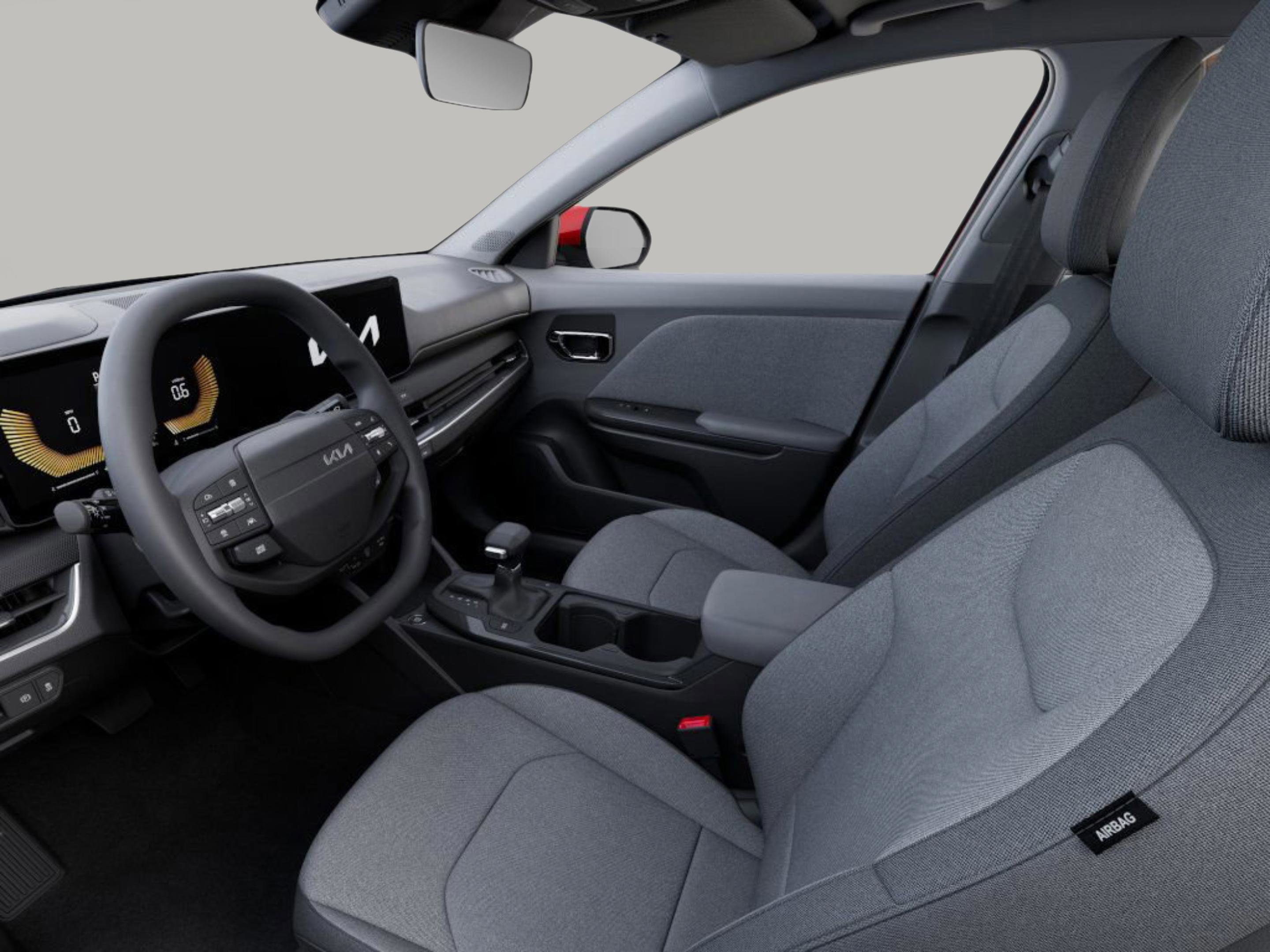 2025 Kia K4 LXS photo 16