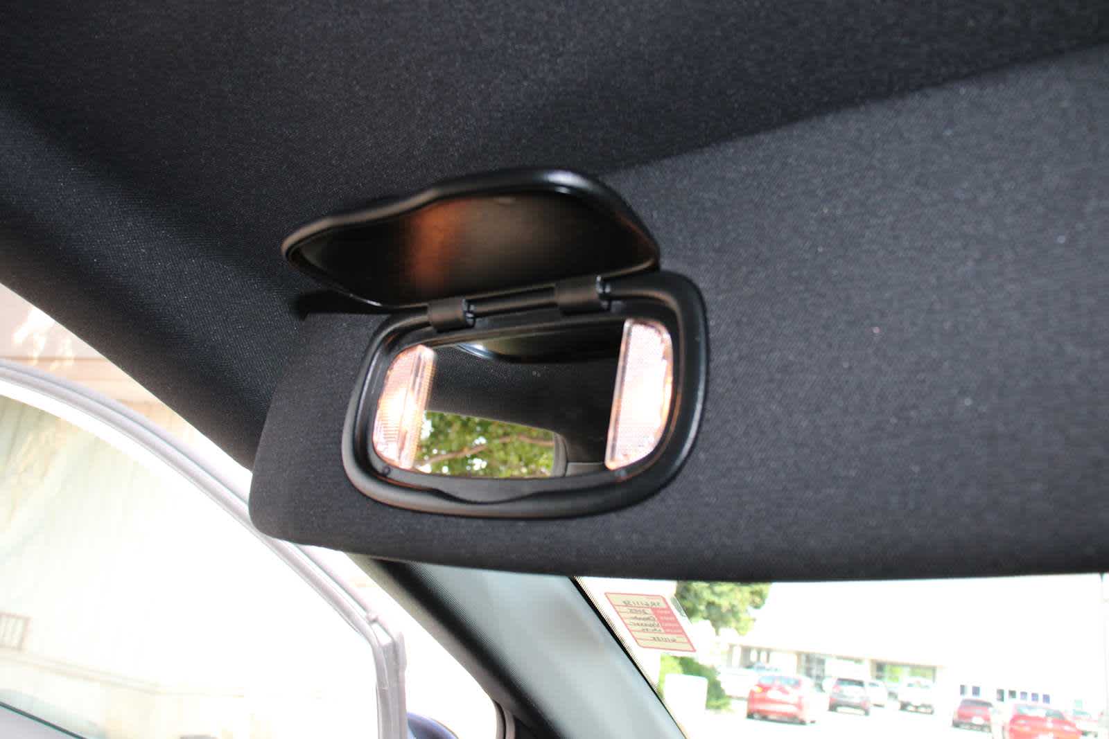 2025 Chrysler Voyager LX photo 30