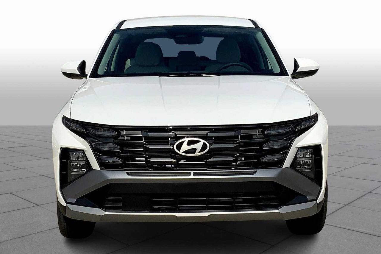 2026 Hyundai Tucson SE photo 3