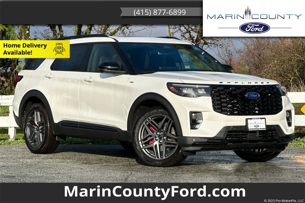 2026 Ford Explorer ST-LINE's photo