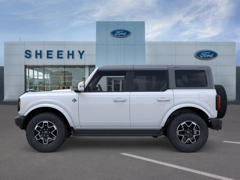 2025 Ford Bronco Outer Banks photo 2