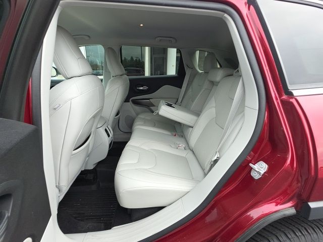 2021 Jeep Cherokee Altitude Latitude Lux photo 13
