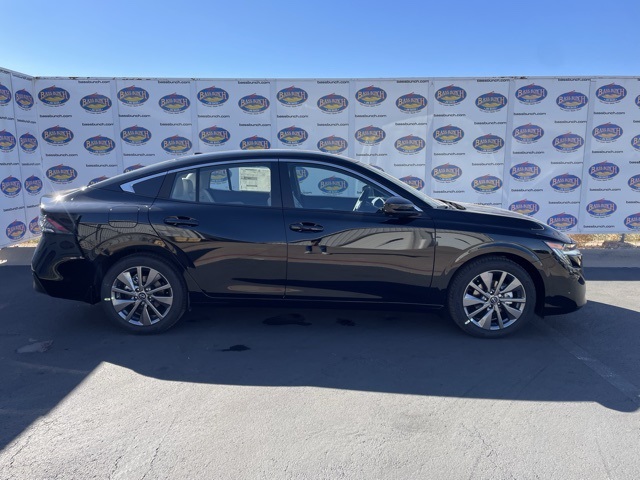 2026 Nissan Sentra SL's photo