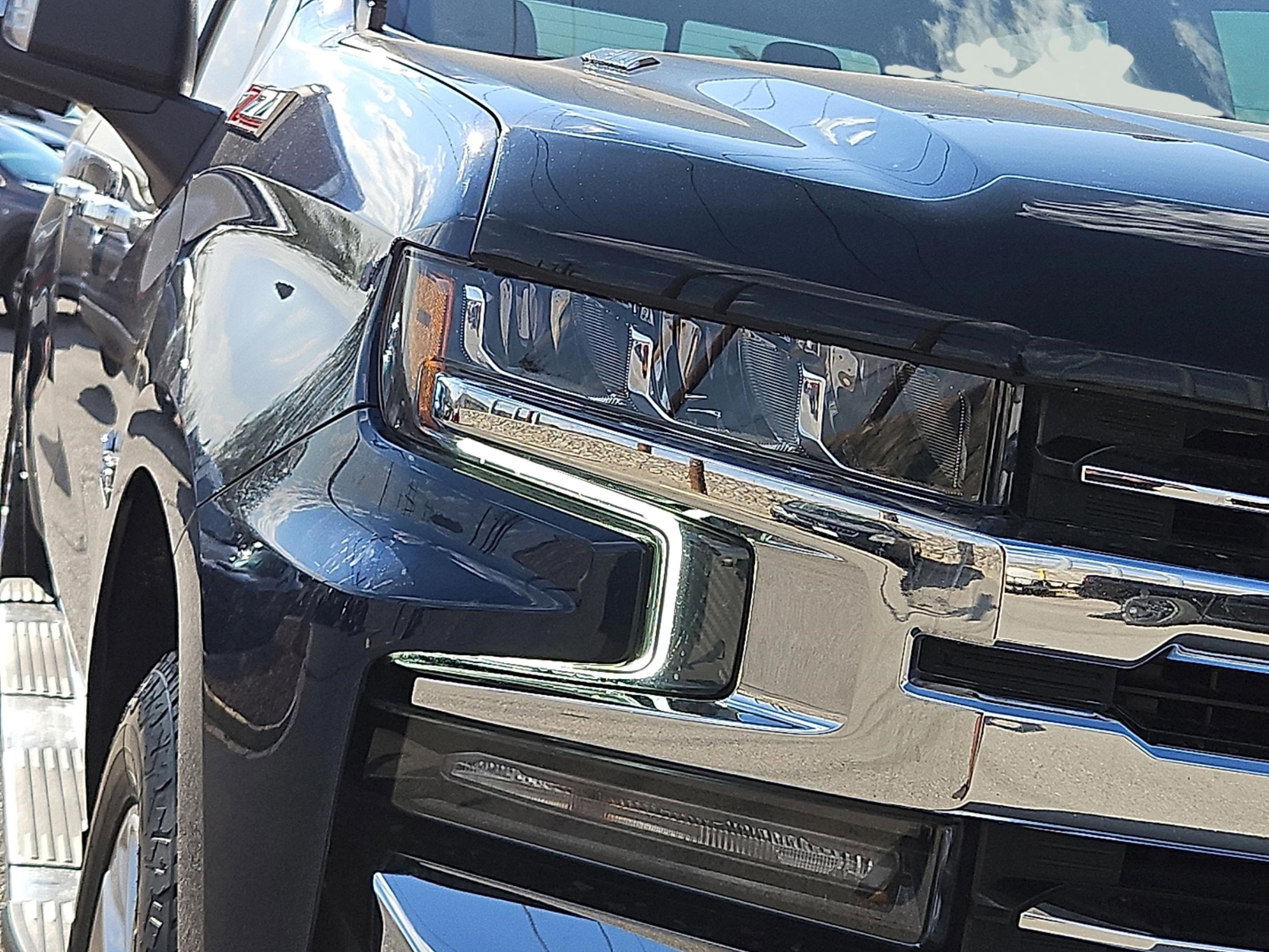 2021 Chevrolet Silverado LTZ photo 5