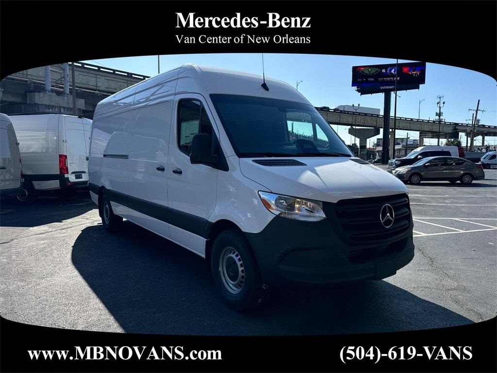 2025 Mercedes-Benz Sprinter Cargo Van Base's photo