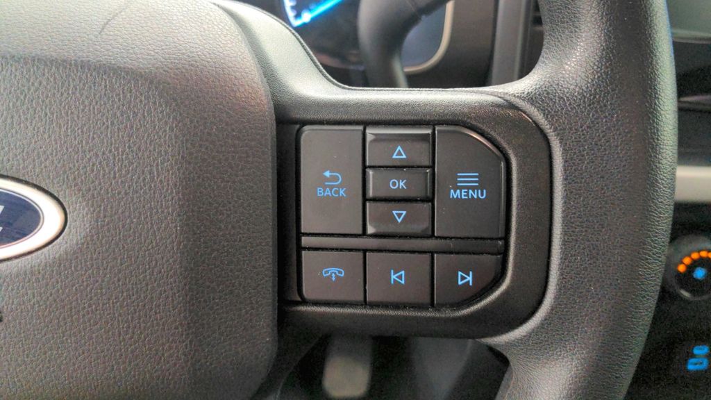 2023 Ford F-150 XLT photo 13