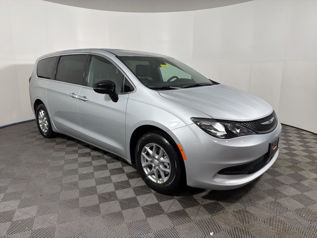 2026 Chrysler Voyager LX's photo