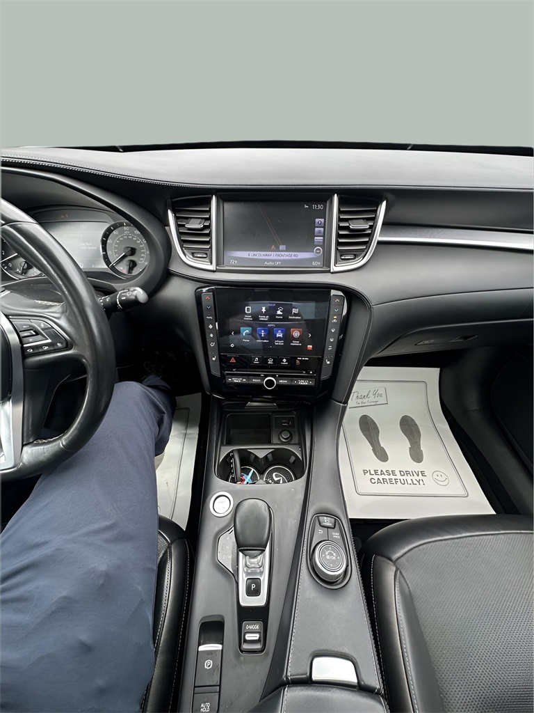 2019 Infiniti QX50 Essential photo 25